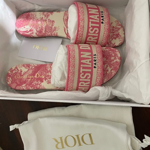 Dior Pink Dway Slide Sandals - Picture 3 of 11